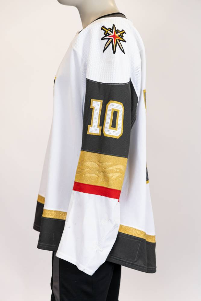 Game-Worn:#10 Nicolas Roy White Jersey 2022/23 Playoffs-SC256