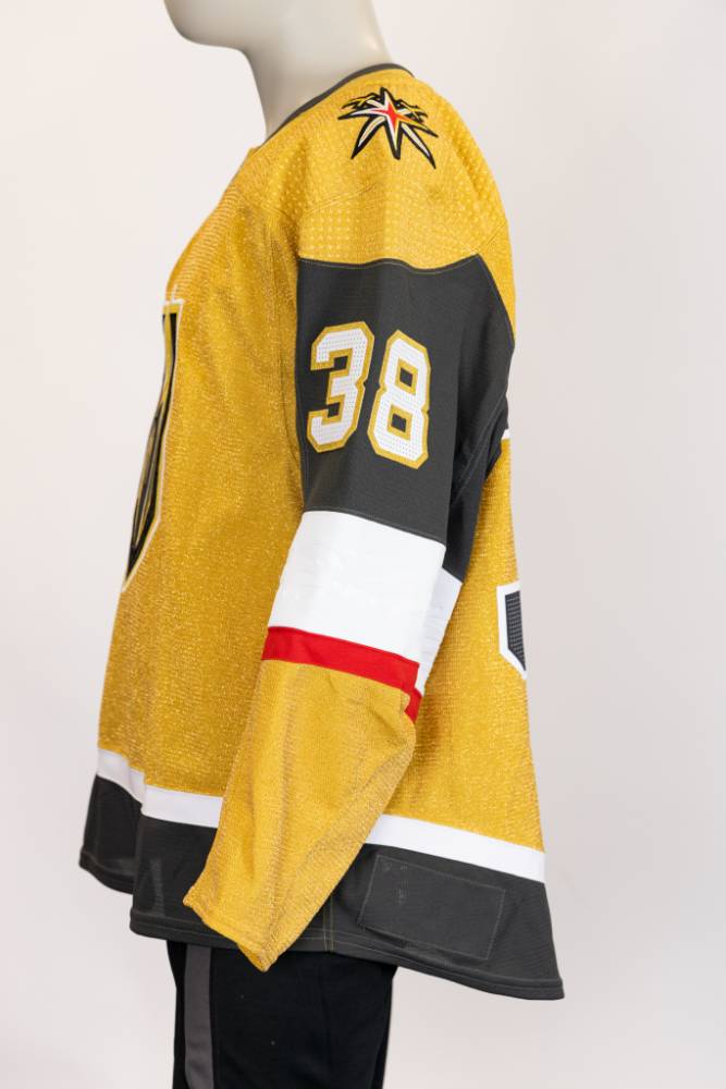 Game-Issued:#38 Jordan Gustafson Gold Jersey 2022/23 Set 1-15740