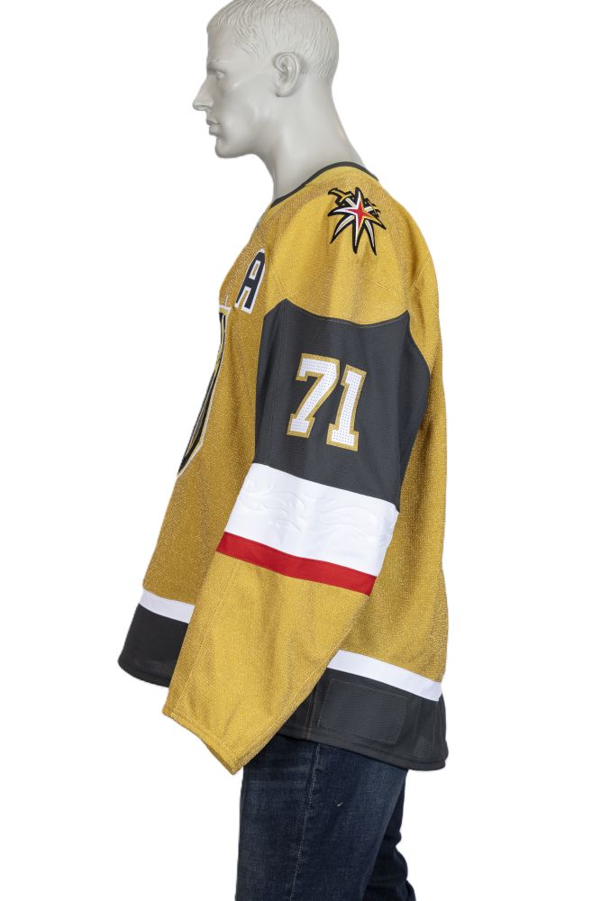 Game-Issued: #71 William Karlsson Set 4 Jersey-19484
