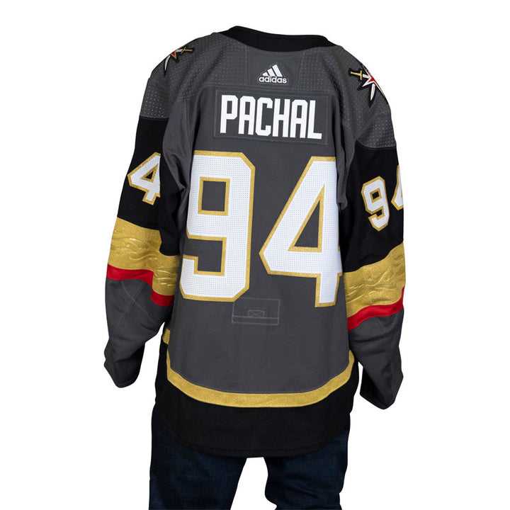 Game-Issued: #94 Brayden Pachal 2021-2022 Preseason Set